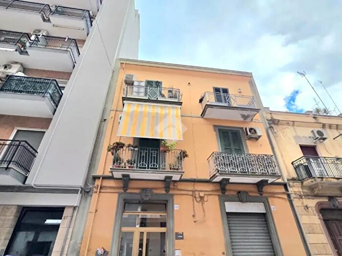 Appartamento bilocale in vendita in Via Montello, Bari