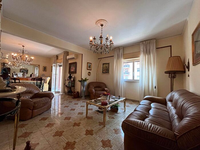 Appartamento quadrilocale in vendita in Via della Conciliazione, Palermo