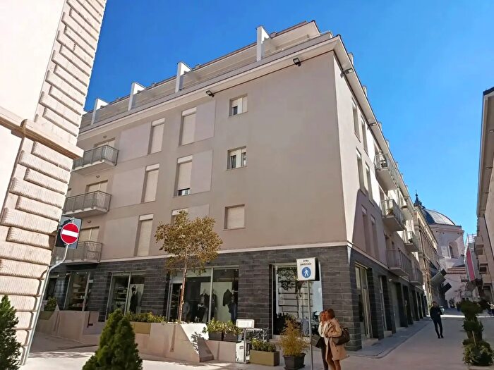 Appartamento monolocale in vendita in Via Poggio Picenze, LAquila