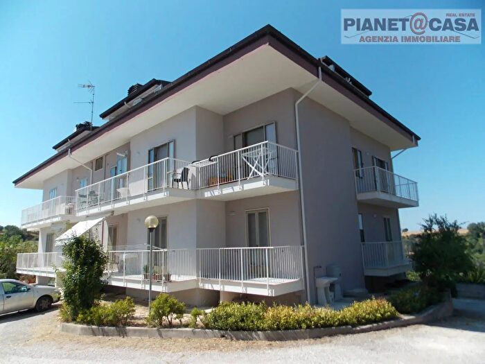 Appartamento trilocale in vendita in Cda Fonte Trufo, Massignano