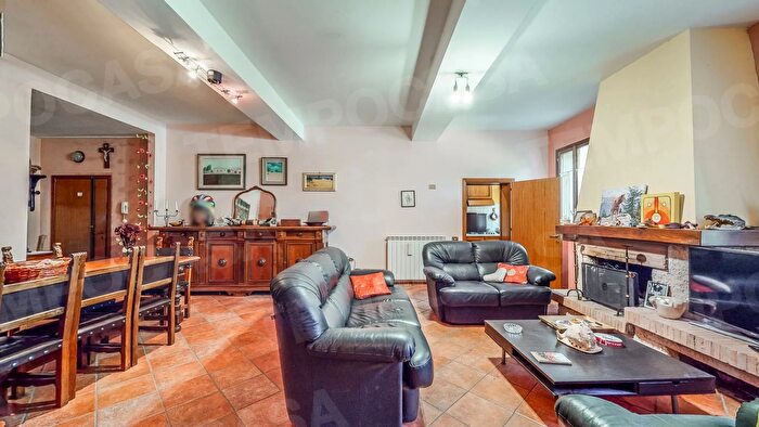 Appartamento trilocale in vendita in Via Sinistra Guerro, Castelvetro Di Modena