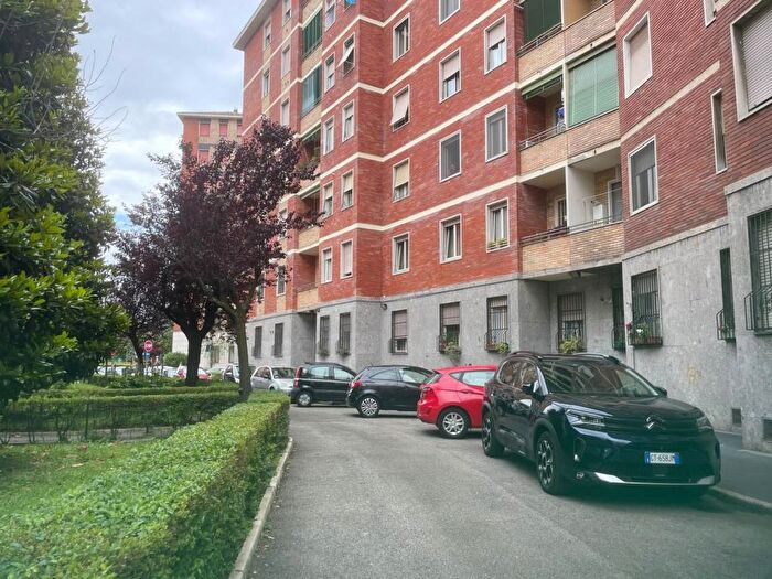 Appartamento trilocale in affitto in Via Domenico Veneziano, Bologna Sulmona, Milano