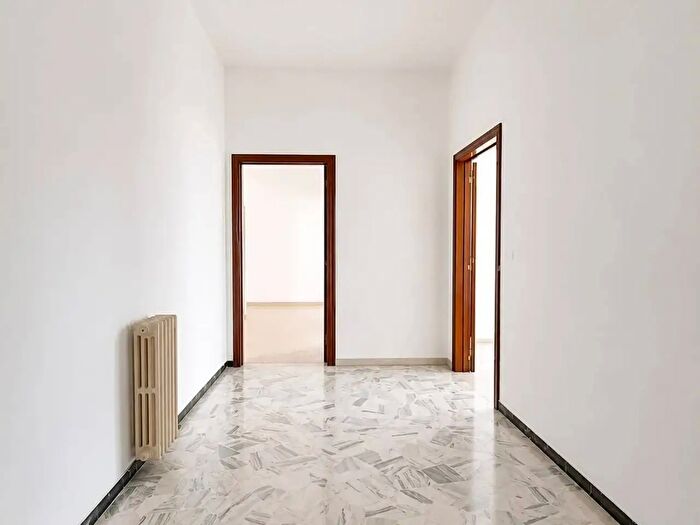 Appartamento con 7 locali in vendita in Via Alfonso Lamarmora, Lecce