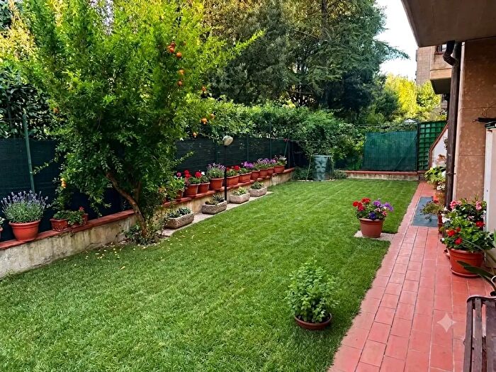 Appartamento con 5 locali in vendita in Firenze
