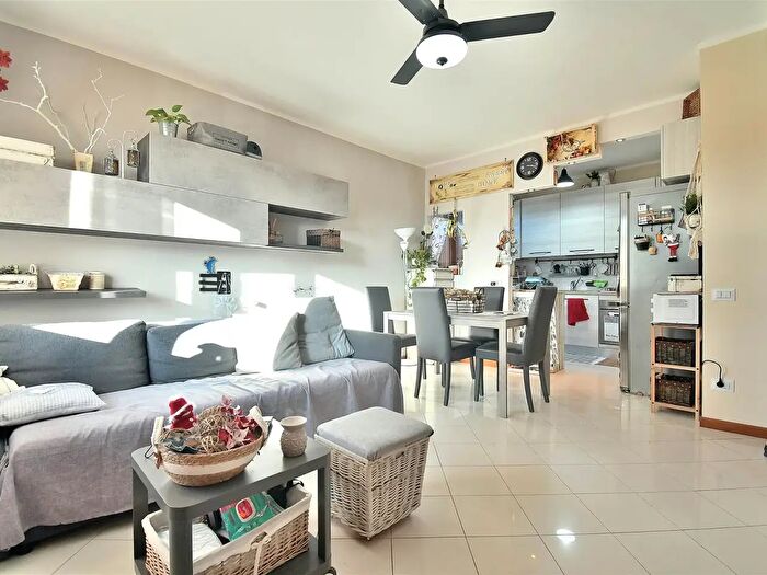 Appartamento trilocale in vendita in Via Fellini, Monteroni DArbia