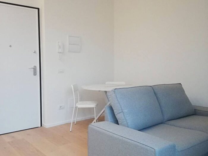 Appartamento bilocale in affitto in Europa, Firenze