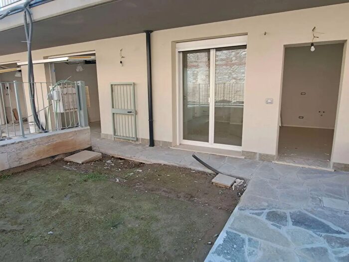 Casa con 7 locali in vendita in Via Giustetto, Pinerolo