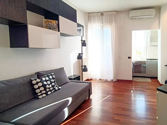 Appartamento bilocale in affitto in Via Carlo dAdda Milano, Milano