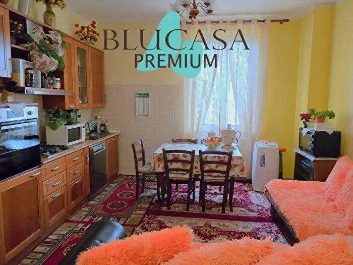 Appartamento trilocale in vendita in Via Roma, Meldola