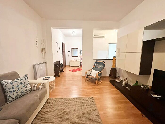 Appartamento trilocale in vendita in Via Casoni, La Spezia