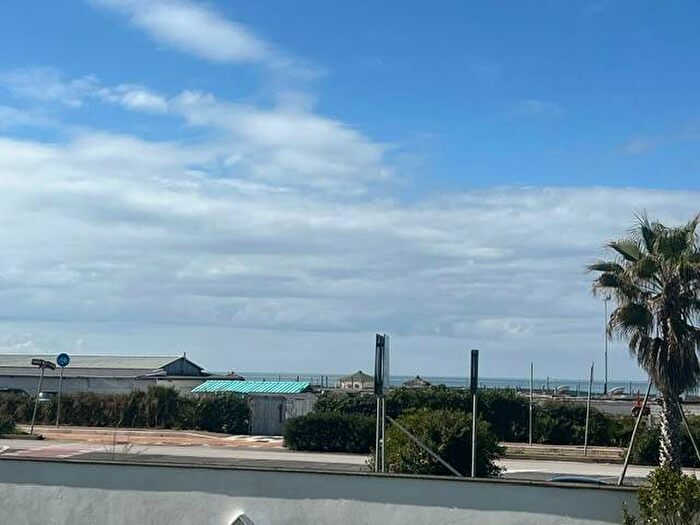 Casa con 6 locali in affitto in Fregene, Fiumicino