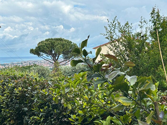 Appartamento trilocale in vendita in Ella Porcigliana, Livorno