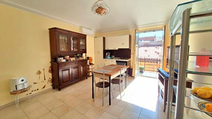 Casa bilocale in vendita in Via Conceria, Santo Stefano Di Camastra