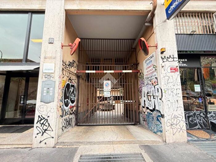 Casa in vendita in Via Giuseppe Codara, Navigli Darsena, Milano
