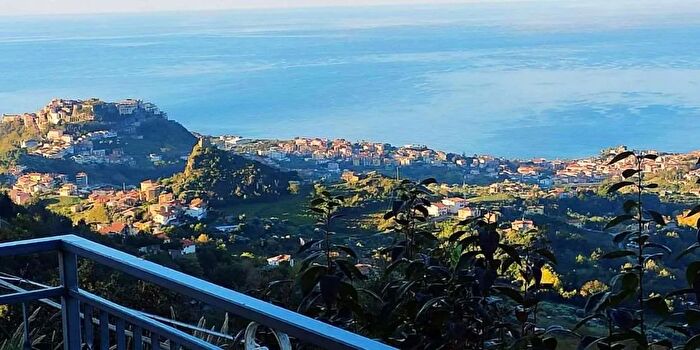 Casa con 5 locali in vendita in Contrada SantElia, Belvedere Marittimo