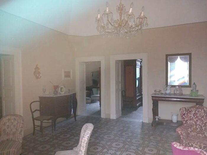 Casa con 5 locali in vendita in Centro, Montemesola