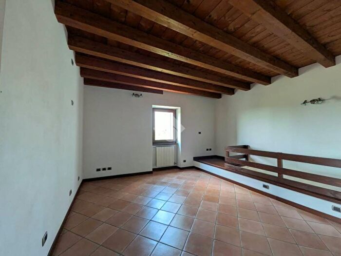 Appartamento quadrilocale in affitto in VIA BOI, Boi, Caprino Veronese