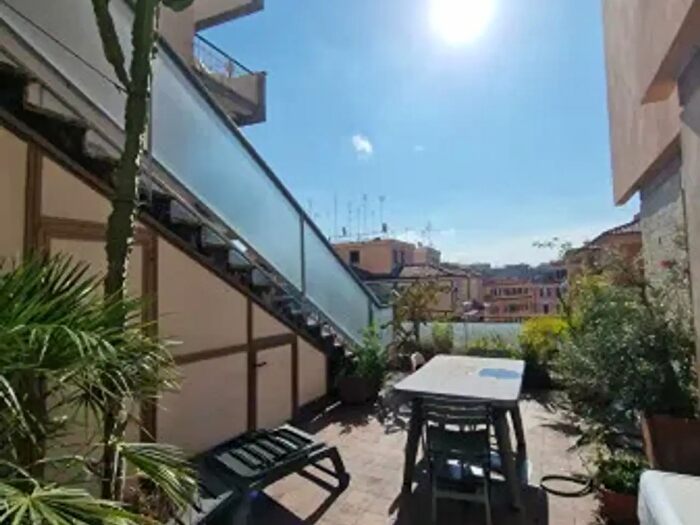 Appartamento bilocale in vendita in Via Ambrogio Traversari, Roma