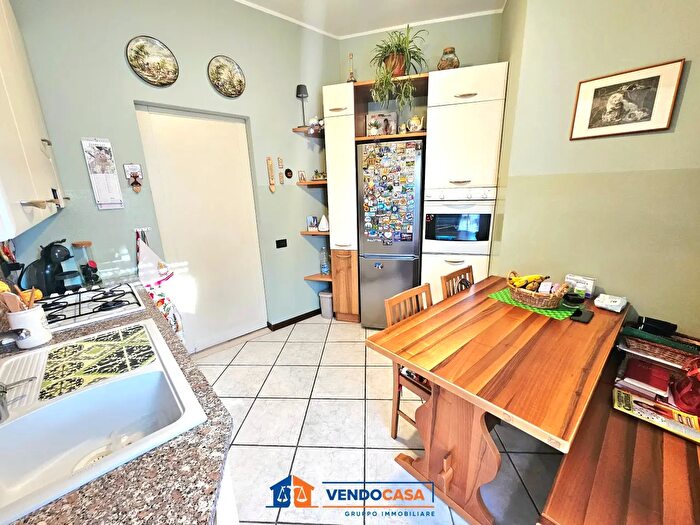 Case in Vendita e in Affitto - 2