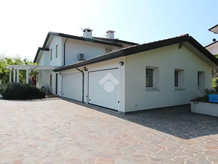 Appartamento quadrilocale in vendita in Via Broggia, Arzignano