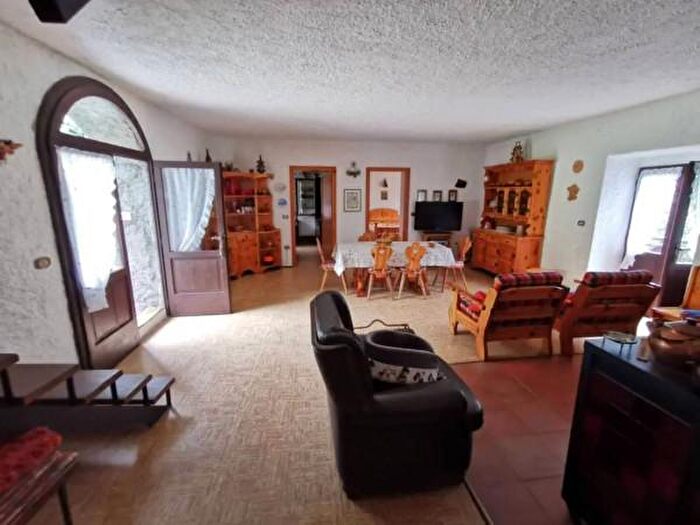 Casa monolocale in vendita in Via Zazza, Malonno