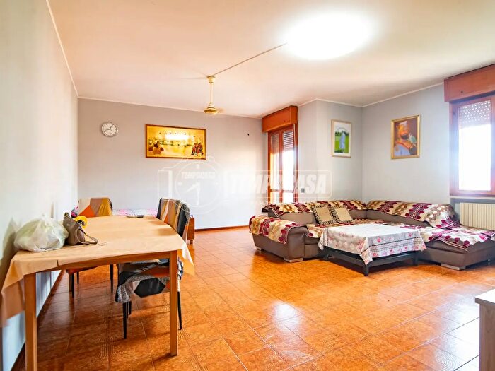 Appartamento quadrilocale in vendita in Rovato