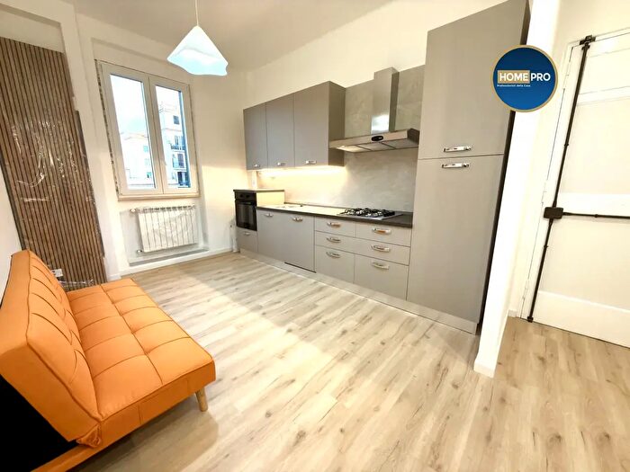 Appartamento quadrilocale in vendita in Viale Furio Camillo, Roma