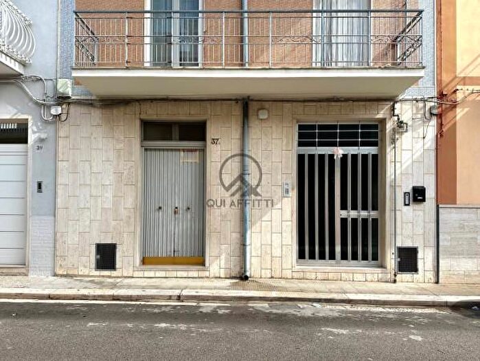 Appartamento trilocale in vendita in Via Vesuvio, Andria