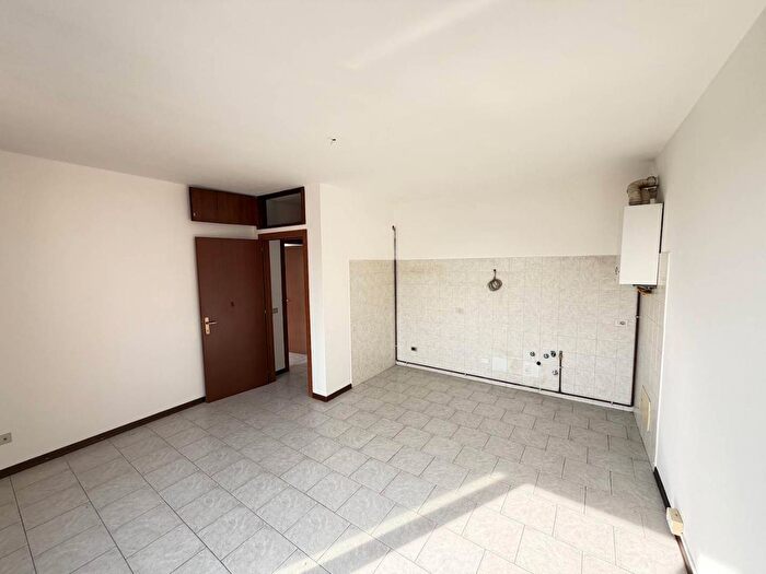 Appartamento bilocale in vendita in Via Caldera, Milano