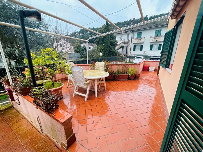 Casa con 5 locali in vendita in Ameglia
