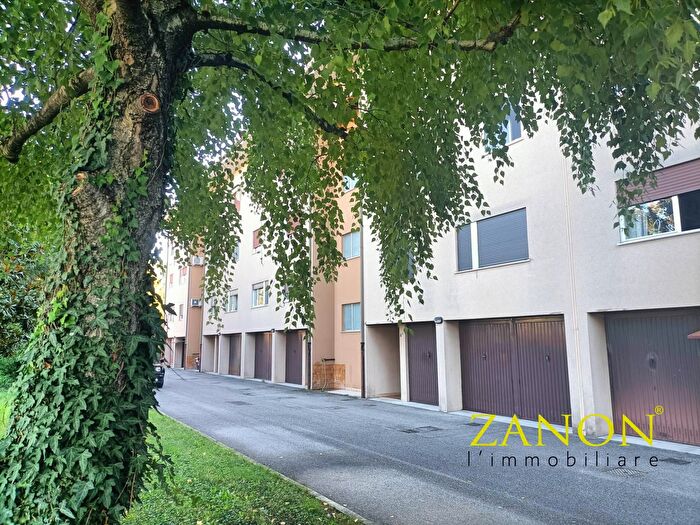 Appartamento con 5 locali in vendita in Via Novarie C, Cormons