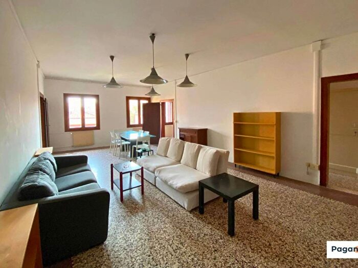 Appartamento quadrilocale in affitto in Santa Croce, Venezia