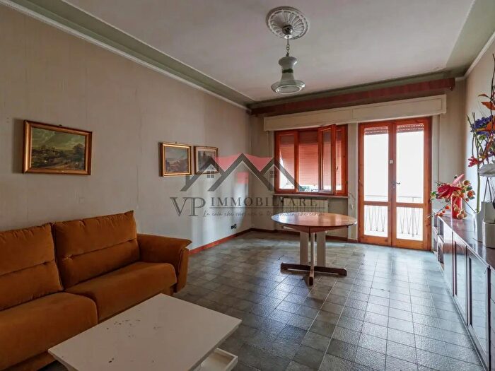 Appartamento con 6 locali in vendita in Castelnuovo Val Di Cecina