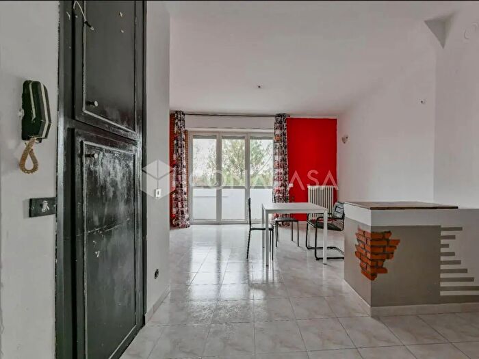 Appartamento bilocale in vendita in Via San Vigilio, Milano