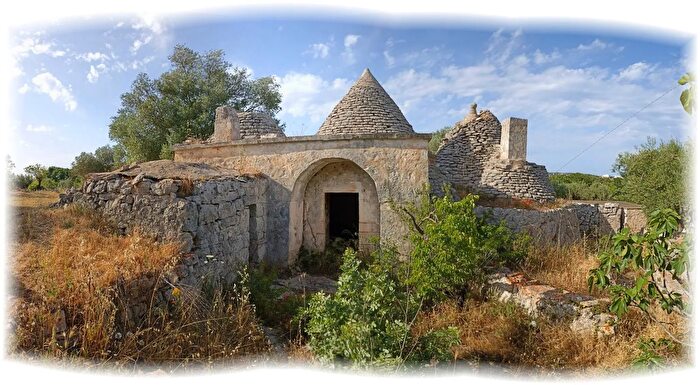 Casa con 5 locali in vendita in Cisternino