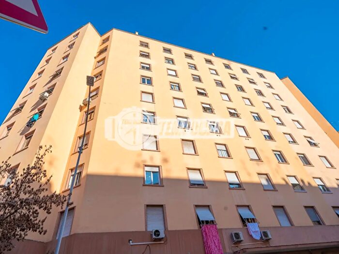 Appartamento quadrilocale in vendita in Via delle Cave, Roma