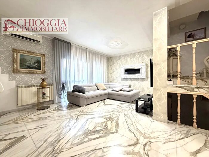 Casa con 5 locali in vendita in Via G da Verrazzano, Chioggia