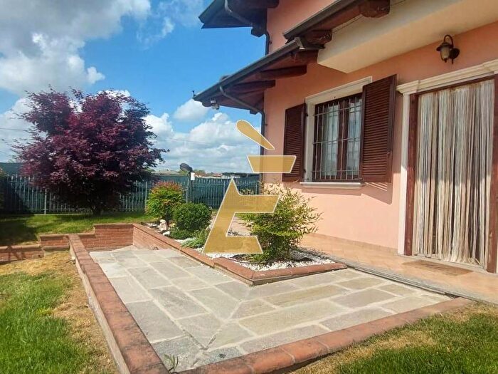 Casa quadrilocale in affitto in strada vecchia per chieri, Centro, Villanova dAsti