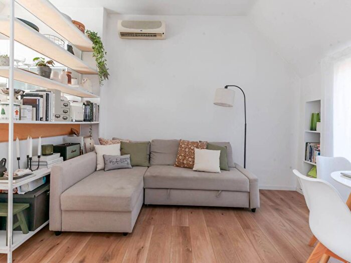 Appartamento bilocale in affitto in Via Stendhal, Solari Washington, Milano
