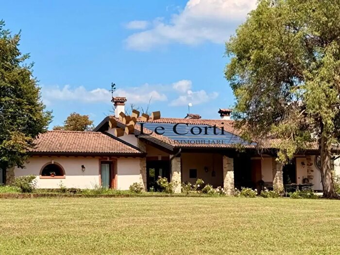 Casa con 6 locali in vendita in Arcugnano