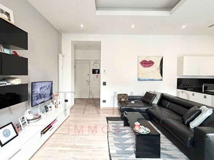 Appartamento bilocale in affitto in Via Fiori Chiari, Brera, Milano