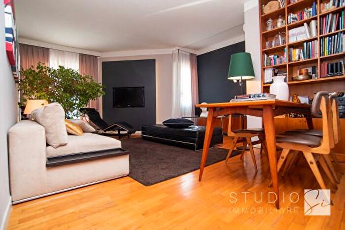 Appartamento con 5 locali in vendita in Via Francesco Andreini, Pistoia