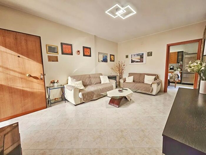 Appartamento quadrilocale in vendita in PalodelColle, Palo Del Colle