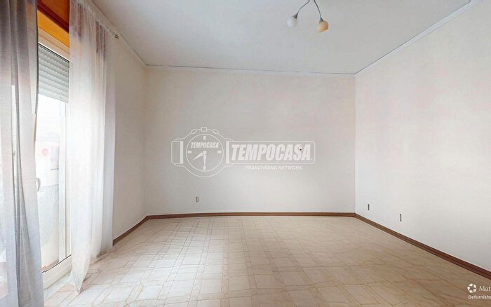 Appartamento quadrilocale in vendita in Viale John Fitzgerald Kennedy, Aversa