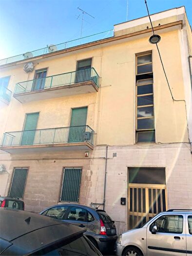 Appartamento quadrilocale in vendita in Via Asinio Pollione Brindisi, Brindisi