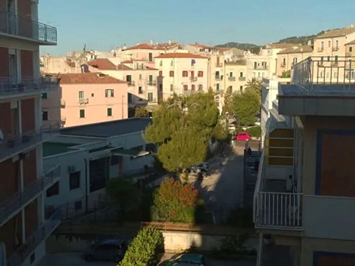 Appartamento trilocale in vendita in Via Vito Vittorio Lenoci, Rodi Garganico