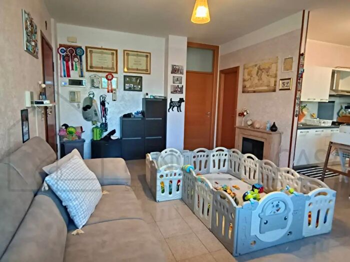 Appartamento trilocale in vendita in Via Padre Igino Lega, Rimini