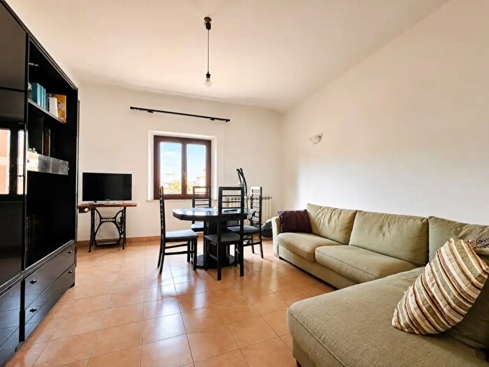Appartamento con 5 locali in vendita in Empoli