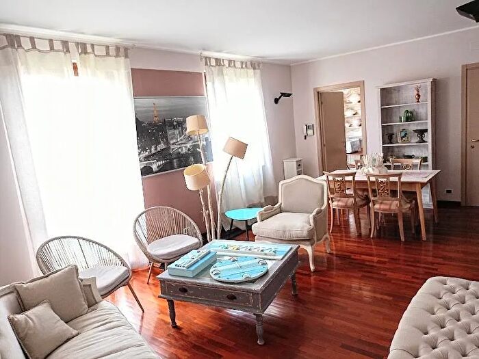 Appartamento trilocale in vendita in Via Torino Casteggio, Casteggio