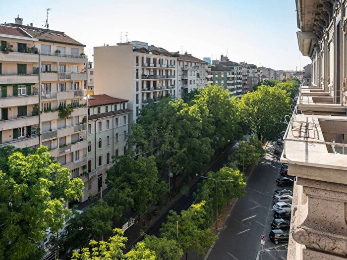 Appartamento trilocale in affitto in Viale Gran Sasso, Città Studi, Milano